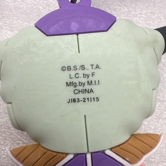 Monogram Int'l 2.75" Dragon Ball Z Series 3 "Frieza (First Form)" Bag Clip... - Picture 5 of 8